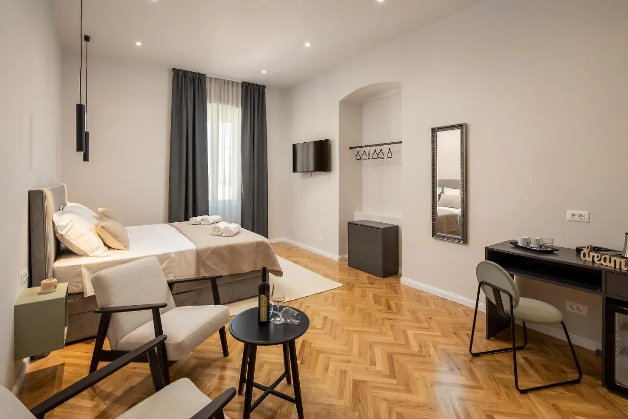 Boutique Lux Rooms Odello Split Old Town