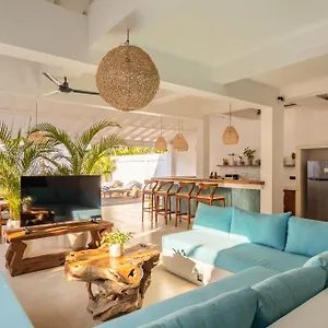 https://2-bdr-villa-walking-distance-to-seminyak-beach.hotelsseminyak.net